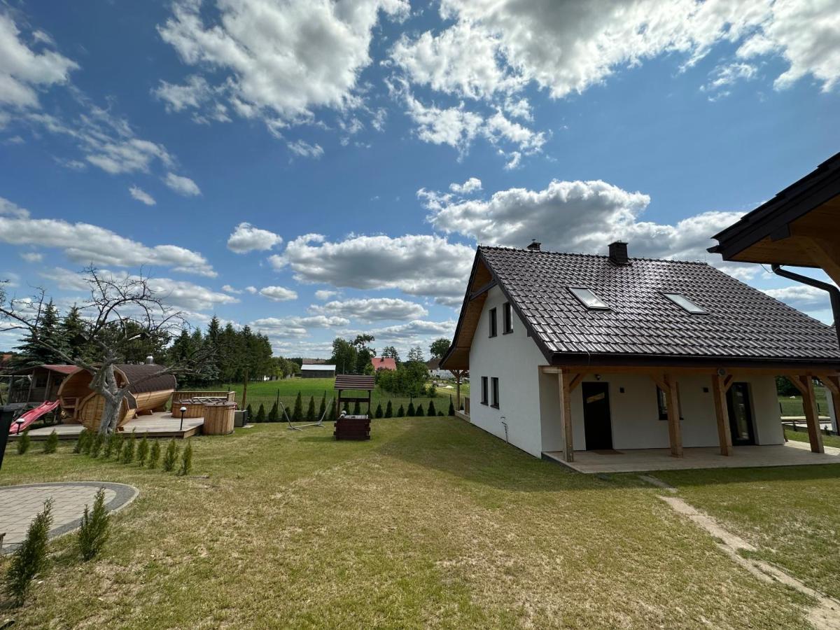 Villa Kama Gizycko Exterior photo